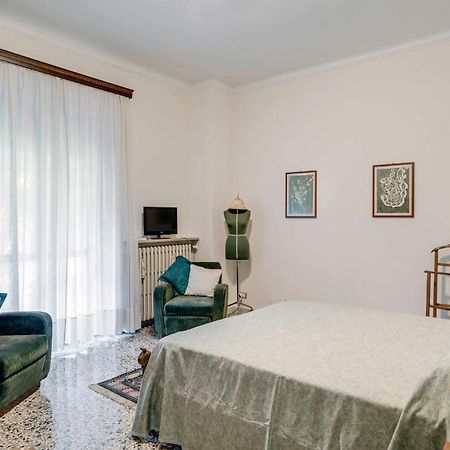 Sentirsi A Casa, Lontano Da Casa-Feel At Home Away From Home Caronno Pertusella Bagian luar foto