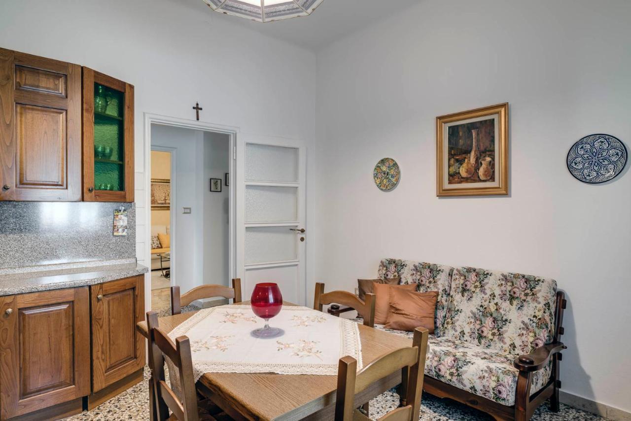 Sentirsi A Casa, Lontano Da Casa-Feel At Home Away From Home Caronno Pertusella Bagian luar foto