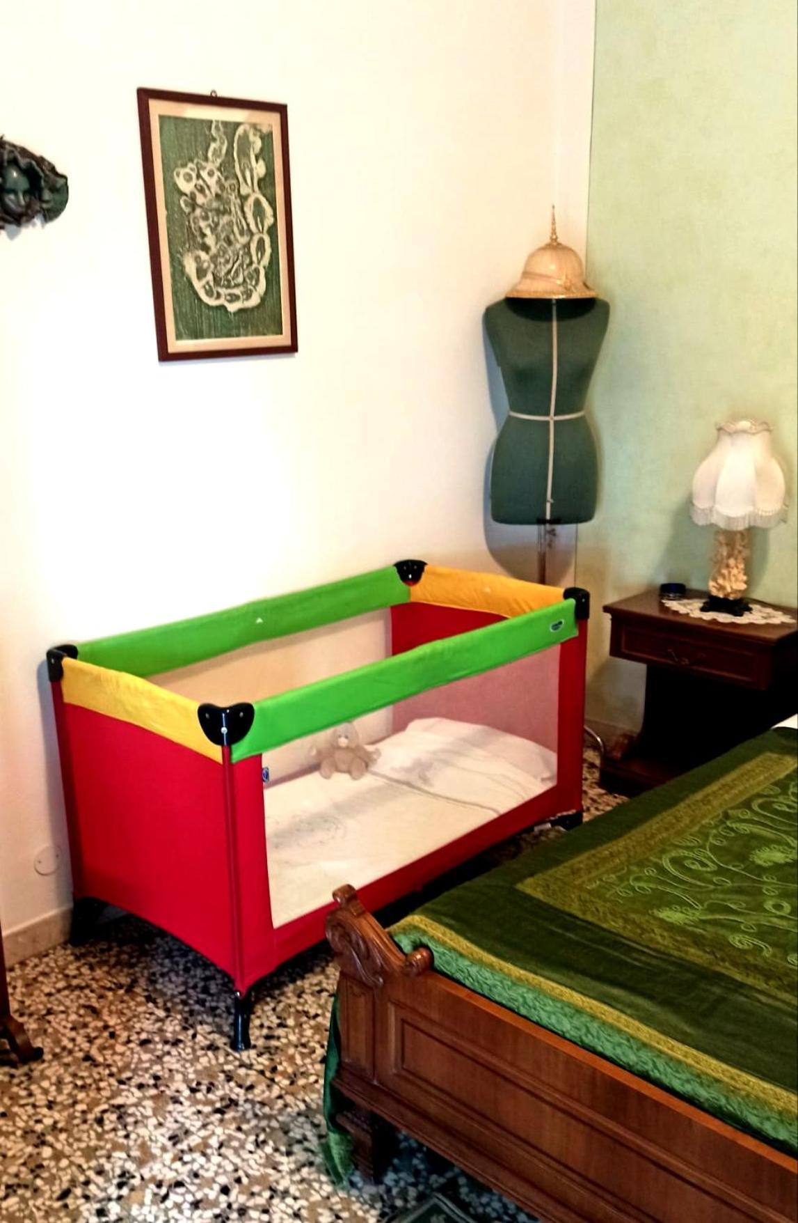 Sentirsi A Casa, Lontano Da Casa-Feel At Home Away From Home Caronno Pertusella Bagian luar foto